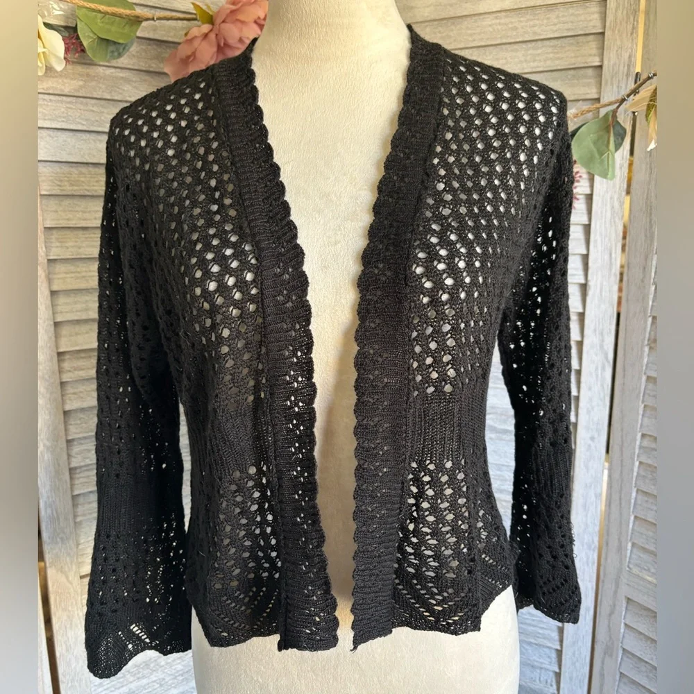 SWEET KIZZ Women’s SZ XL Black Crochet Knit Shrug/Sweater/Jacket w/Bell Sleeves - Picture 10 of 16